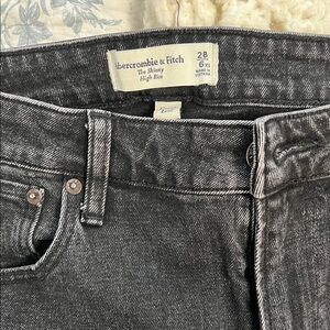 Abercrombie & Fitch Metallic Gray High Rise Jeans size 28/6xs
